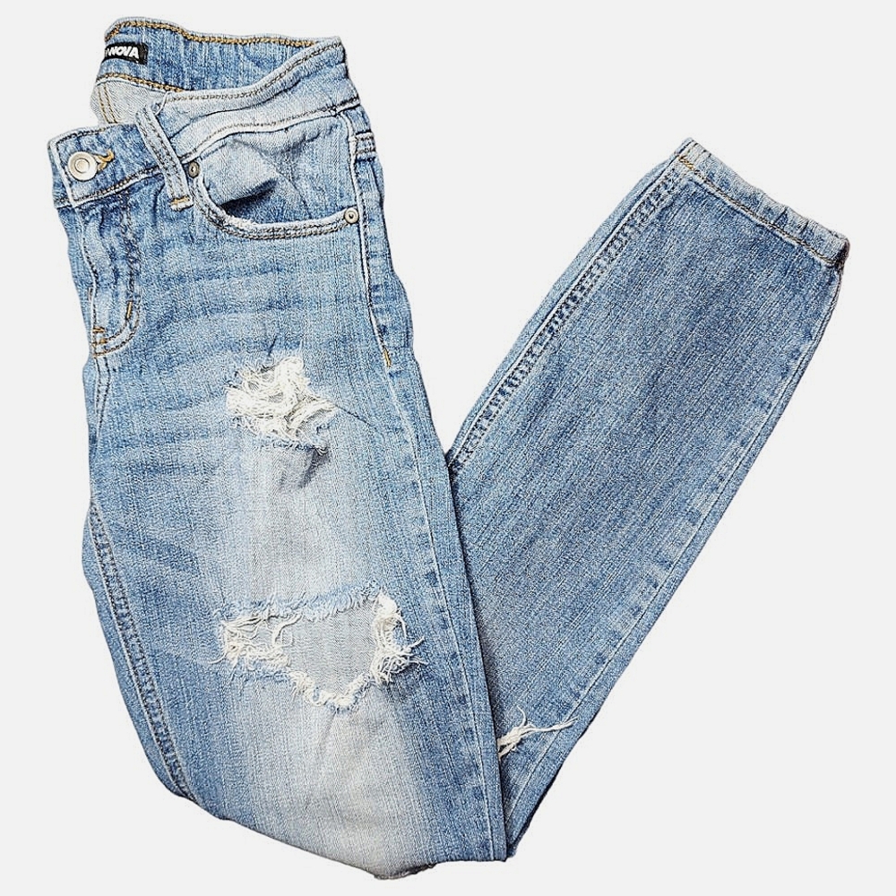 Fashion Nova Distressed Boyfriend Jeans Size 3
